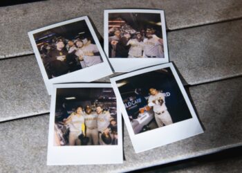Polaroids de la victoria ante los Mets en el Juego 1 de la Serie de Comodín.