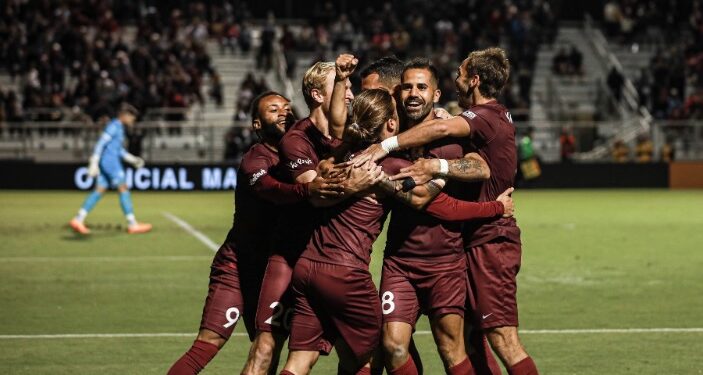 Jugadores del Sacramento Republic festejando su triunfo sobre el Loyal y su pase a la postemporada.