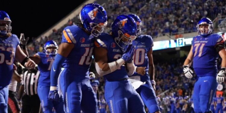 Los jugadores de Boise State celebrando una de sus anotaciones en la victoria sobre San Diego State.