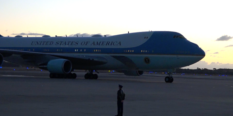 Joe Biden llega a San Diego