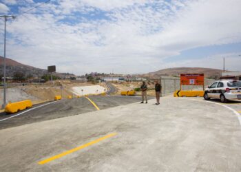 Cierran terraplén por lluvias en Tijuana