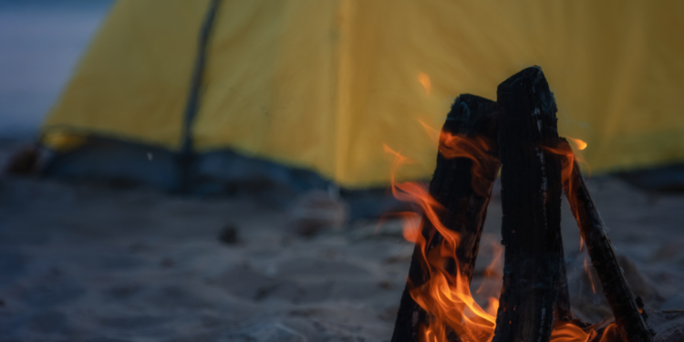campamento en la playa