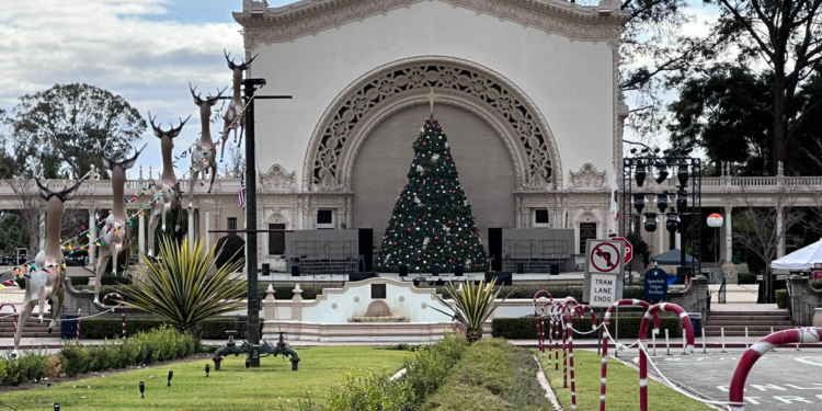december nights en balboa park