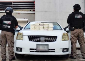 FGR asegura más de 23 kilos de fentanilo, dos personas son detenidas 