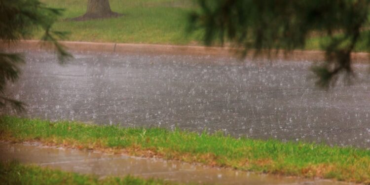 Suspenden clases este martes en escuelas de San Diego ante el pronóstico de lluvias