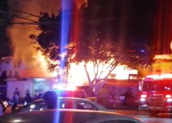 Se incendia taquería en Tijuana