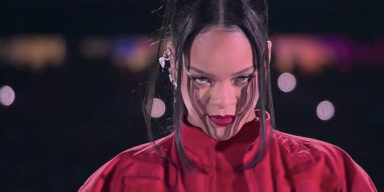 Shine bright like a diamond: Rihanna y su show del medio tiempo en el Super Bowl