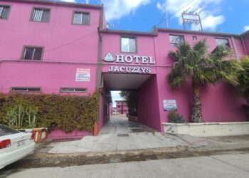 Rescatan a 13 migrantes de un Hotel en Tijuana