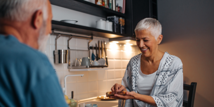 Programa Piloto para Adultos Mayores en San Diego ofrece subsidio de alquiler