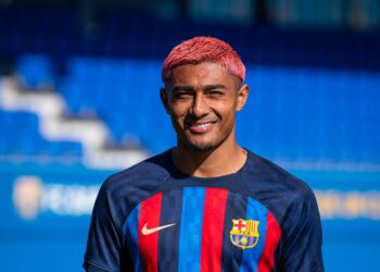 Julián Araujo jugará en Barcelona B