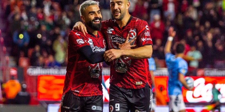 Xolos 2-0 Pachuca: Regreso triunfal de Miguel Herrera