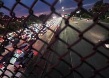 Cruce de san ysidro a tijuana es eterno