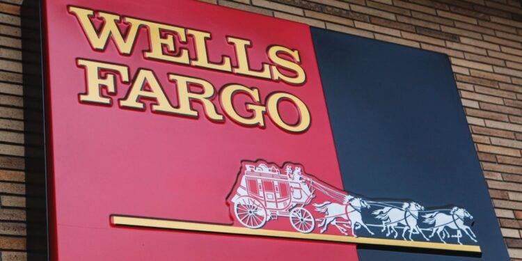 Banquero de Wells Fargo sentenciado por lavado de dinero y fraude bancario