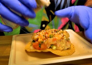 Con sabor a México, Barra Cruda Cevichería, llega a Barrio Logan