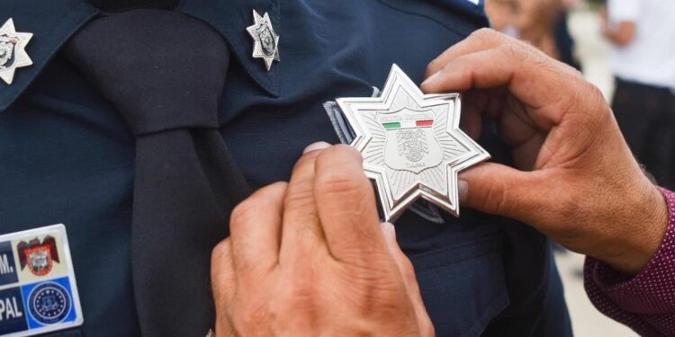 Balacera cerca de la frontera deja 2 policías heridos y 10 detenidos