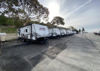 estacionamiento personas sin hogar