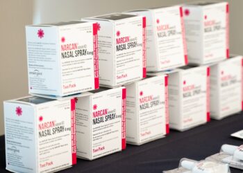 Instalan la primera máquina expendedora de naloxona en el Condado de San Diego