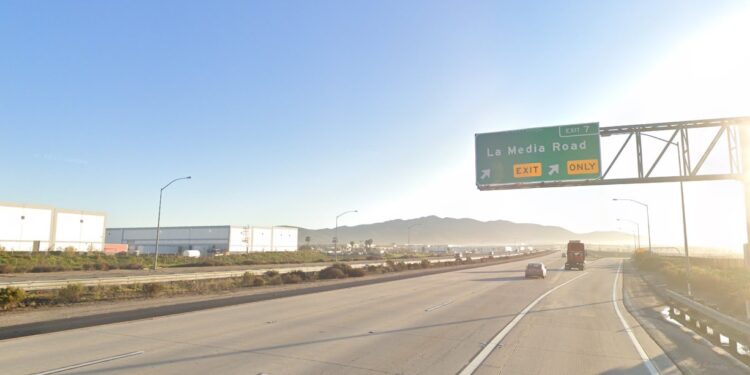 Inician construcciones del cierre en La Media Road de Otay Mesa hasta la primavera 2024