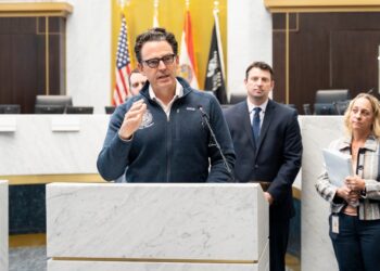 Nathan Fletcher, supervisor del Condado de San Diego, es acusado de agresión sexual hacia un ex empleado de MTS
