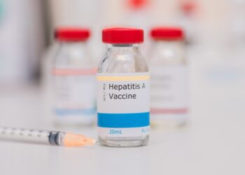 Funcionarios de salud continúan viendo un ligero aumento de casos de hepatitis A en San Diego