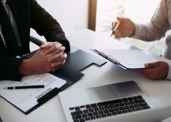 El Servicio de Ciudadanía e Inmigración emite guía para empresarios internacionales