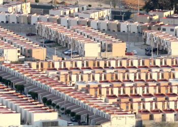 Ya no se otorgarán permisos de construcción en Santa Fe, dice la alcaldesa Montserrat Caballero