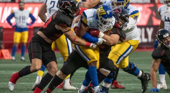 La defensa de Galgos mantuvo a su equipo en el juego toda la noche ante Reyes.