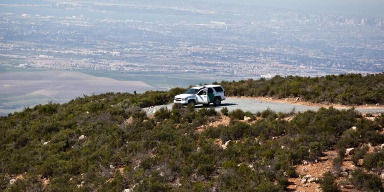 OTAY MOUNTAIN WILDERNESS CROSSING