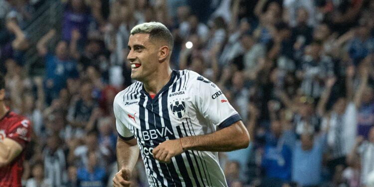 Berterame hizo un doblete y Xolos fue goleado
