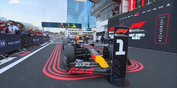 Checo gana el GP de Azerbaiyán