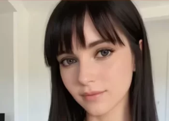 Claudia creada por Inteligencia Artificial