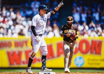 Los Yankees le cayeron encima a Yu Darvish en la tercera entrada.