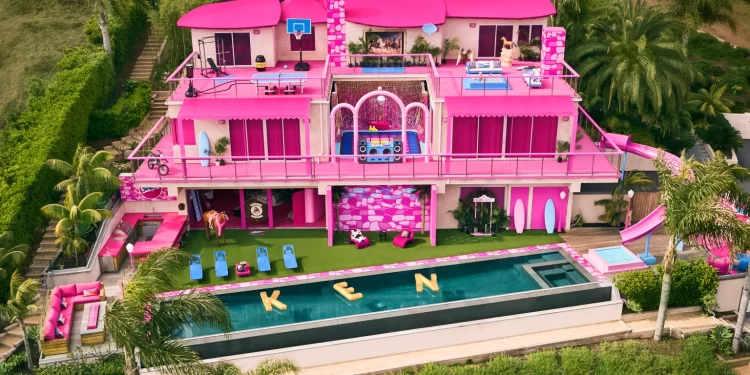Kens Dreamhouse Airbnb