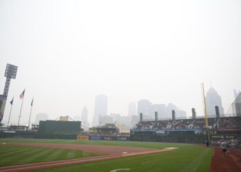 La baja calidad del aire impidió el del juego a tiempo.