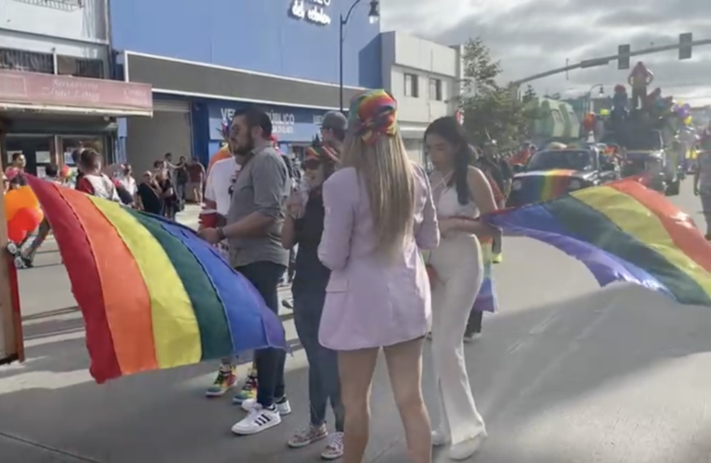 Se realiza la marcha del orgullo LGBTQI+ en Tijuana - KSDY Canal 50 San ...