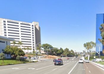 Anuncian cierre parcial de la intersección cerca de UTC en La Jolla