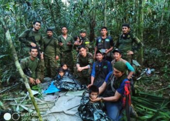 Encuentran con vida a los cuatro niños perdidos hace 40 días en la selva de Colombia