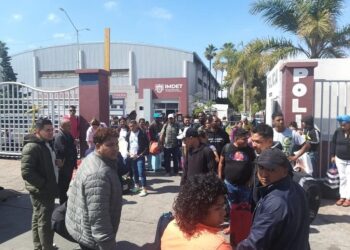 Albergue migrante en Unidad Deportiva Reforma