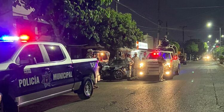 Ataque armado deja un hombre sin vida y otro herido callejón Coahuila
