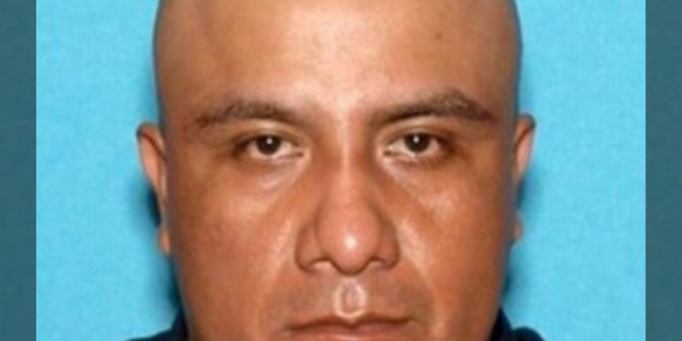 Buscan a marido de mujer encontrada muerta en San Ysidro como sospechoso de su asesinato