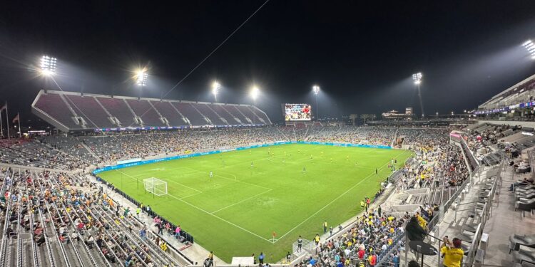 El Snapdragon Stadium durante el duelo entre el Loyal y el Borussia Dortmund.