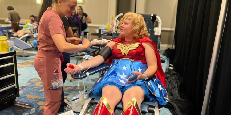 2,385 unidades de sangre colectadas en Comic-Con