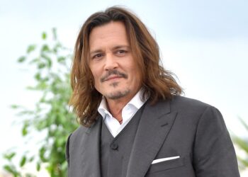 Encuentran a Johnny Depp inconsciente en hotel de Hungría