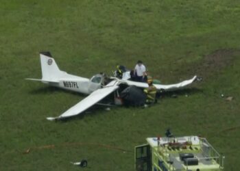 Accidente de avioneta en Florida deja un muerto y dos heridos
