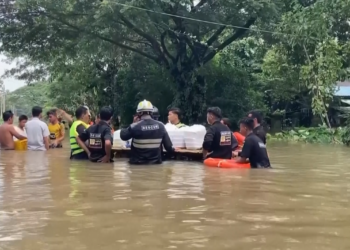 Decenas de miles de personas desplazadas por las inundaciones tras semanas de fuertes lluvias en Myanmar