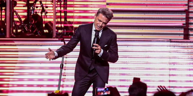 Luis Miguel comienza su gira de 2023 en Argentina