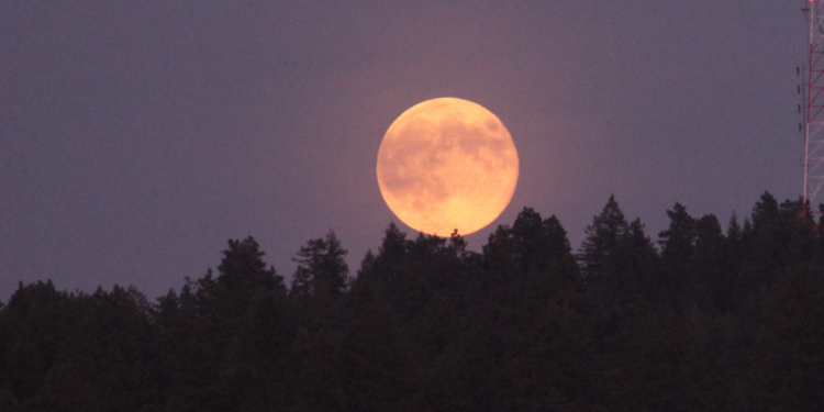 Superluna