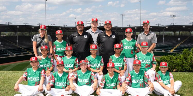 El equipo que obtuvo el pase a la Serie Mundial de Ligas Pequeñas, de la Liga Municipal de Tijuana.