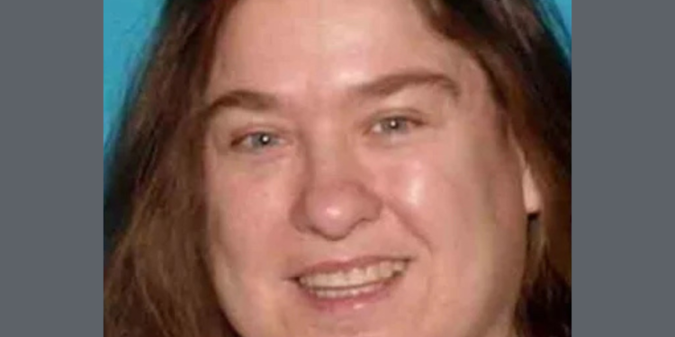 Se busca mujer desaparecida en Del Cerro.