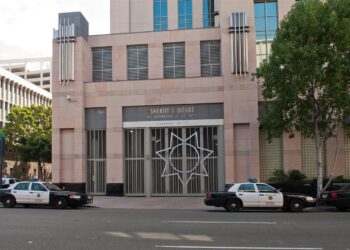 Recluso de Carlsbad enfrentará cargos adicionales por homicidio en la cárcel de San Diego